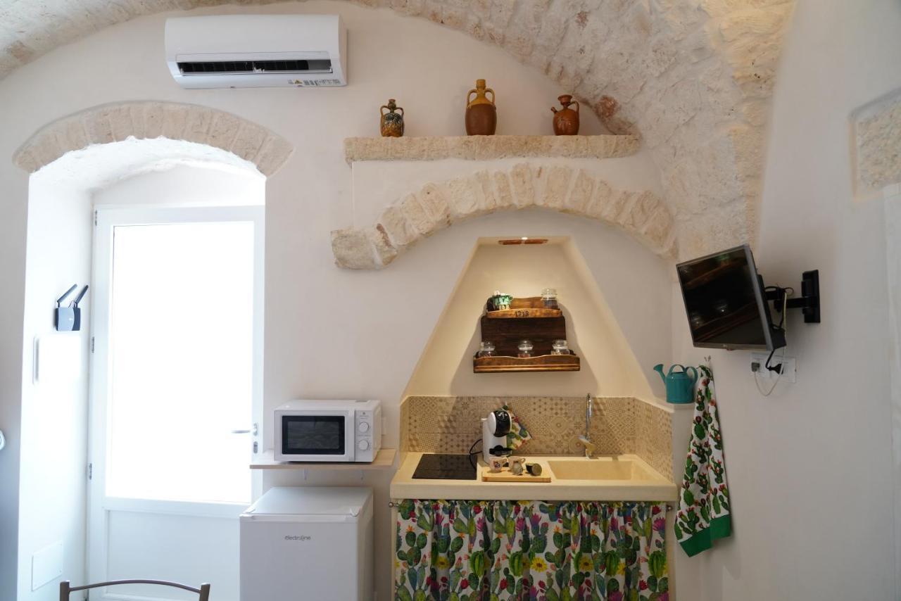 Casetta Filippi - A Pochi Passi Dal Centro Storico Ceglie Messapica Exterior foto