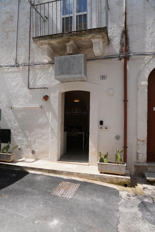 Casetta Filippi - A Pochi Passi Dal Centro Storico Ceglie Messapica Exterior foto